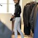 Bill Kaulitz Párizsban shoppingol 2009 októberében. Biztos új cipőt keresett.