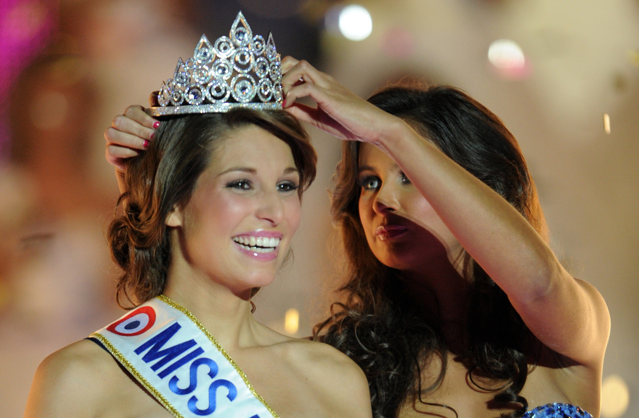 Miss France 2011: Laury Thilleman képviseli majd az országot a Miss Universe-en.