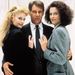 Még egy régi kép: 1988-ban a Dolgozó lány című filmben Weaver még barna, göndör hajjal szerepelt, Melanie Grifith és Harrison Ford mellett.


