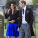 Vilmos herceg és kedvese, nem sokkal esküvőjük előtt. Kate Middleton szinte ugyanolyan kék ruhát viselt, mint később az eljegyzésén. 