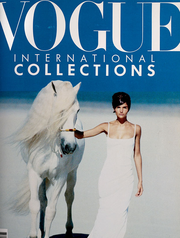 Helena Christensen a Vogue címlapján 1990-ben