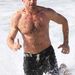 Hugh Jackman jön kifelé a vízből - ha elég gyorsan kattintgatja, olyan lesz, mintha filmet nézne!
