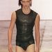 Egy Yves Saint Laurent modell, a márka férfivonalának főtervezője akkor Hedi Slimane volt