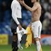 David Beckham még a Real Madrid játékosa volt, amikor félmeztelenre vetkőzve megpaskolta Thierry Henry arcát