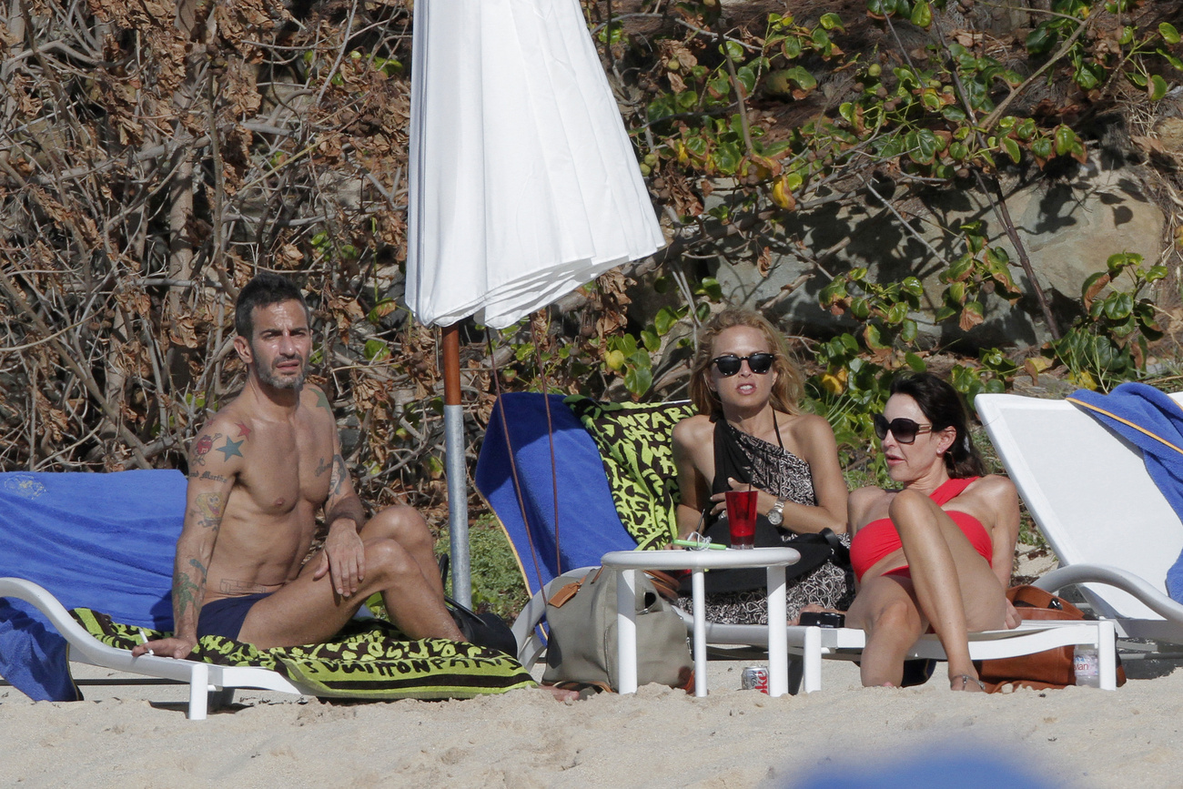 Marc Jacobs és exe, Lorenzo Martone a strandon