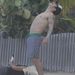Anthony Kiedis a strandon Saint Barthélemy szigetén