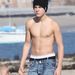 Justin Bieber Malibuban a tengerparton bandukol