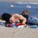 Justin Bieber Malibuban a tengerparton