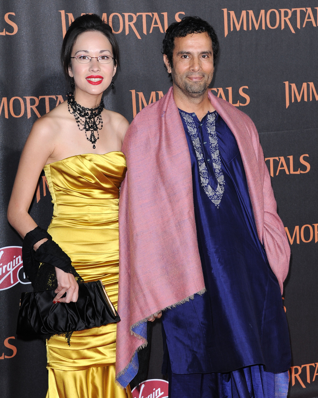 Tarsem Singh és barátnője 2011. novemberében, a rendező előző filmjének (Halhatatlanok) bemutatóján