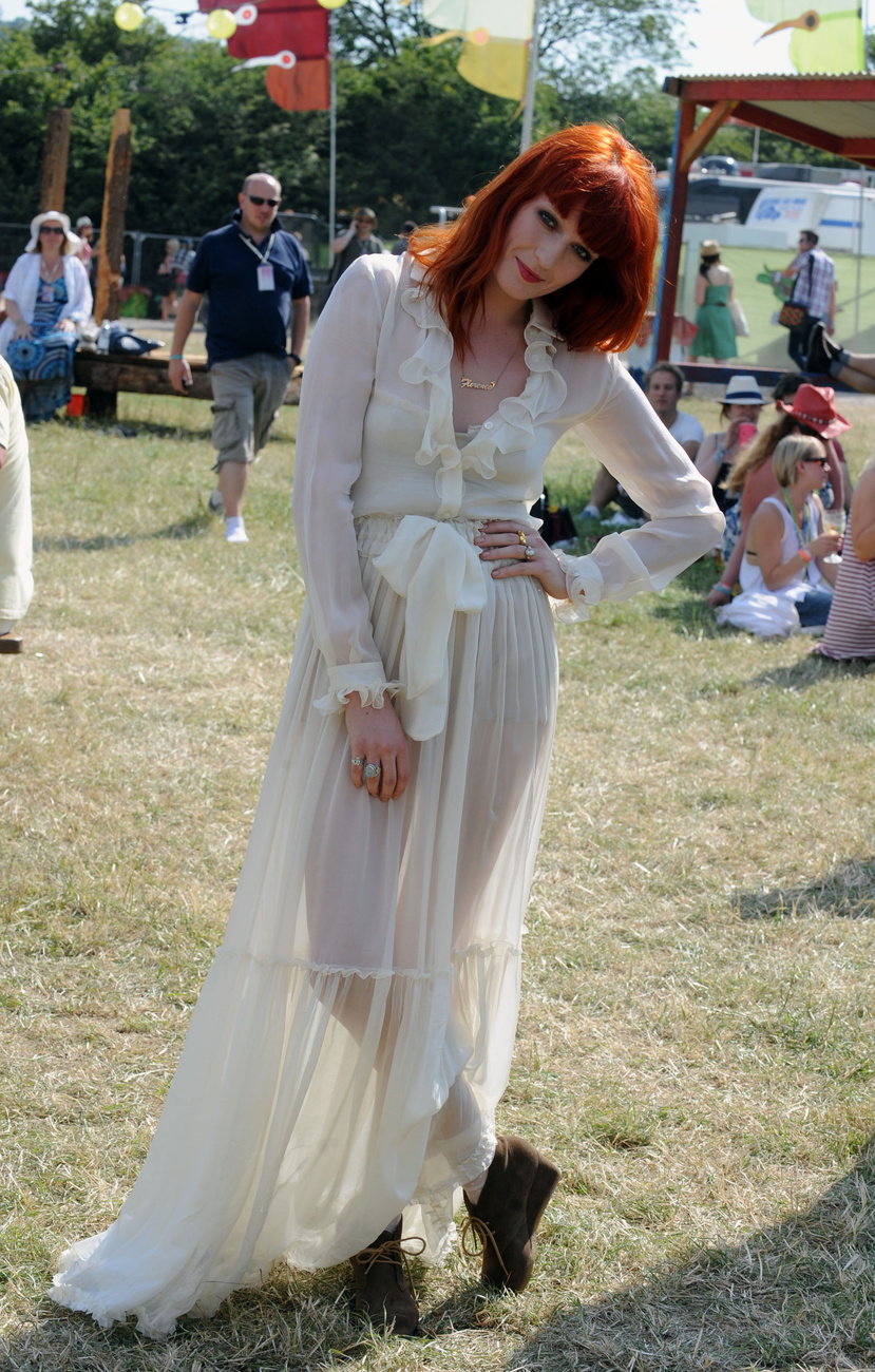 2012. április - Florence Welch a színpadon a Coachella fesztiválon Kaliforniában