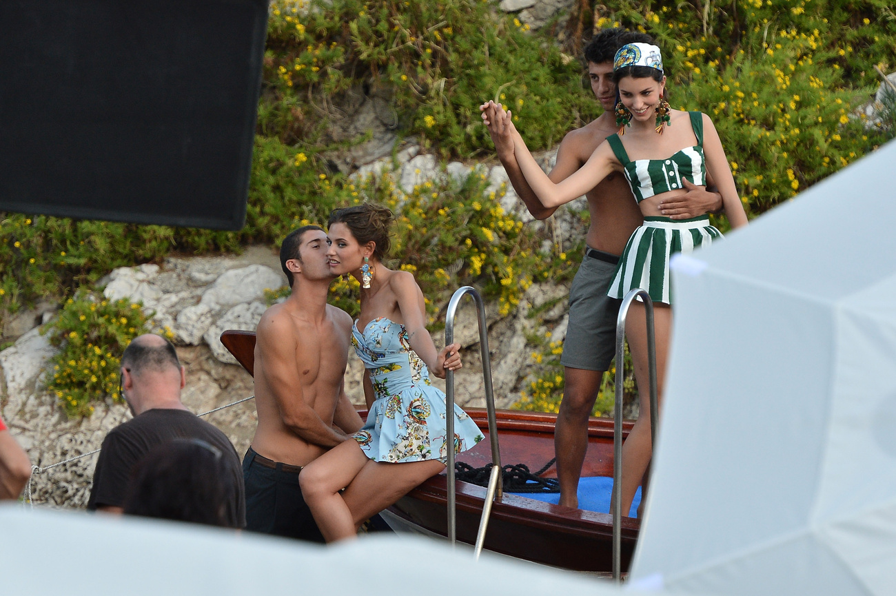 A Dolce & Gabbana 2013. tavasz-nyári kampányának fotózása Taorminában - maga Stefano Gabbana is jelen volt