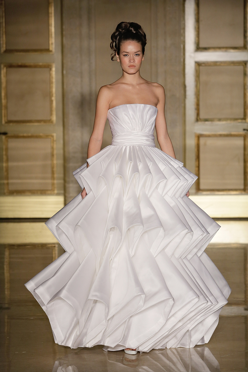 Badgley Mischka menyasszonyi ruha 2013-ra