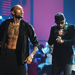 Chris Brown is fellépett az American Music Awardson, mögötte Swizz Beats
