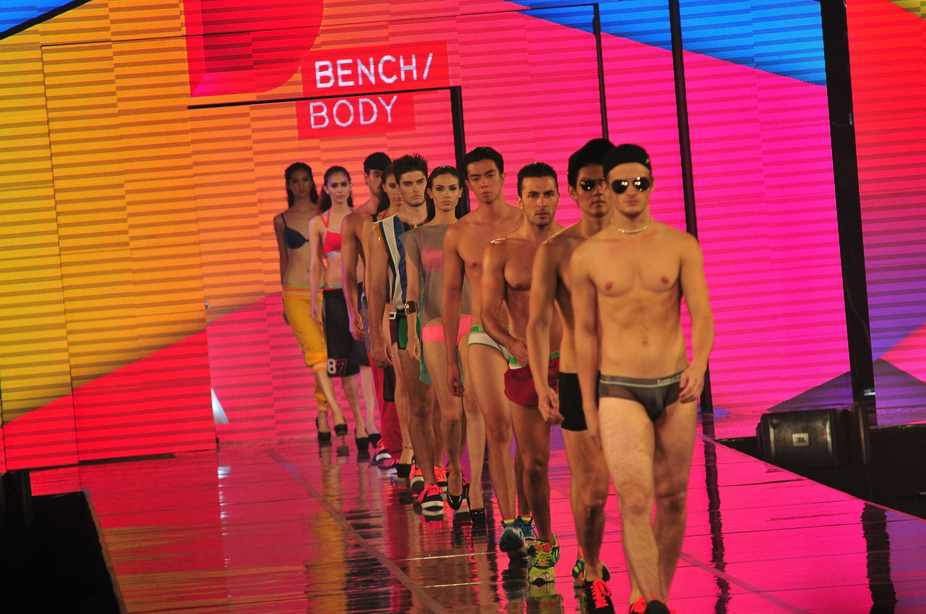 Bench / Body divatbemutató Manilában