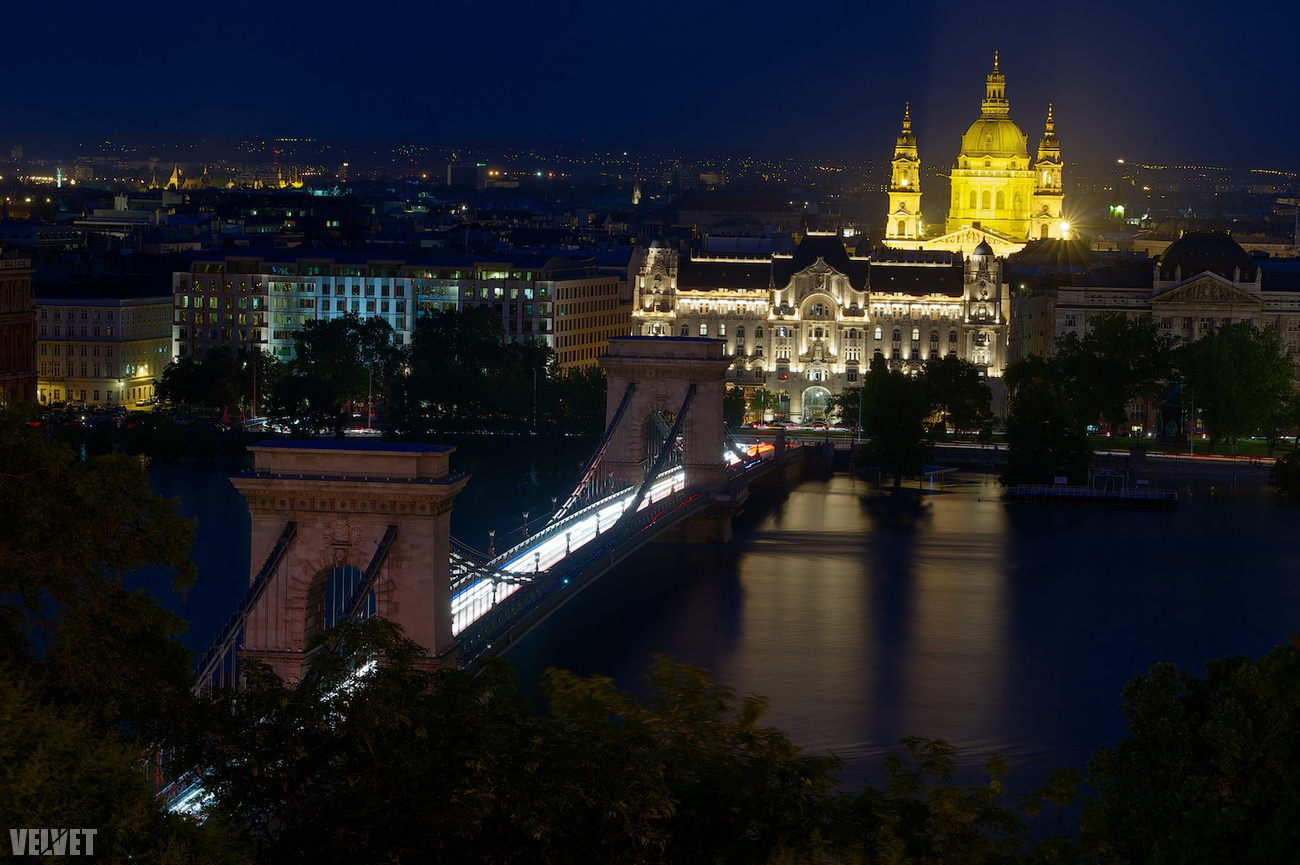 Budapest, 2013. június 8., éjszaka.