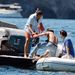 Sean Penn átszáll a yachtba