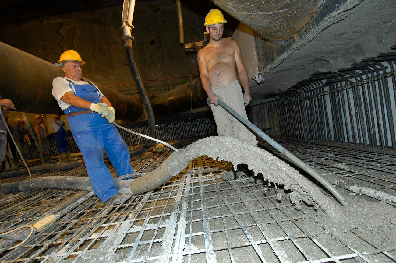Így dolgoztak a munkások 2007-ben a 4-es metró építkezésén