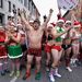 700 futó rohant végig Boston utcáin lenge Mikulás-ruhában, nyolc fokban