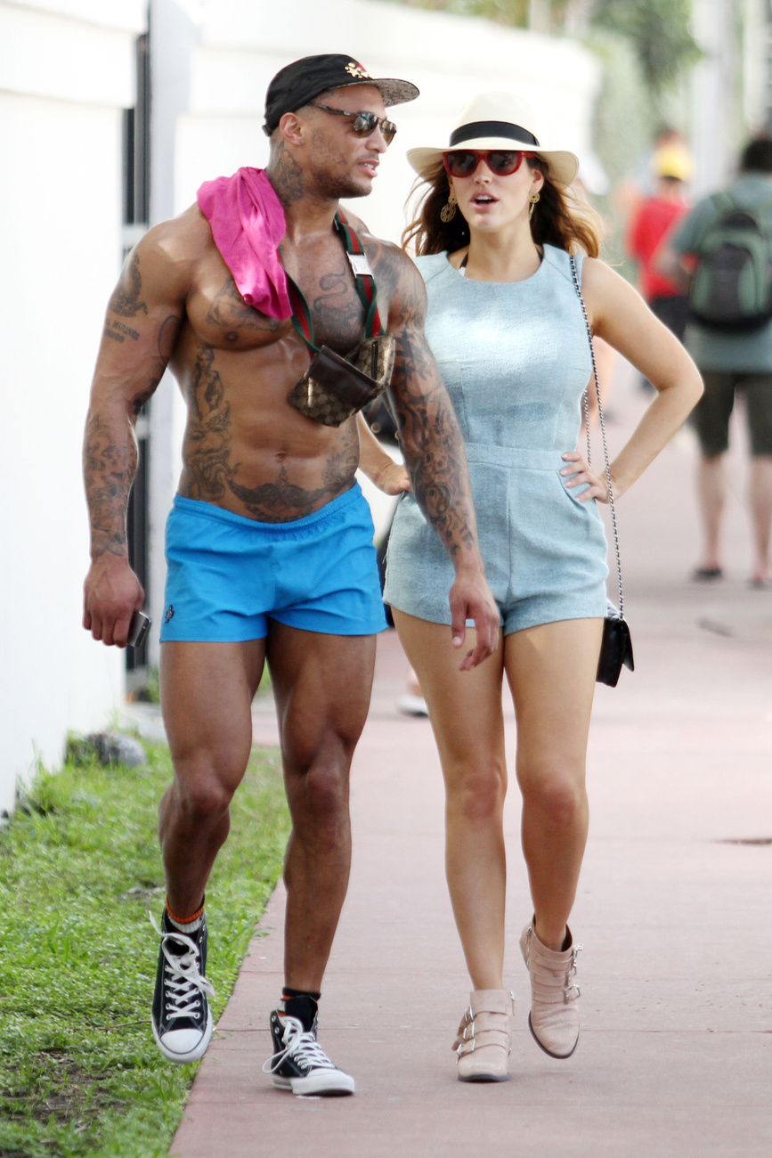 A modell és a gladiátor Miamiben fürdőztek
