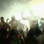 Az új-zélandi rögbiválogatott hakát jár a győztes meccs után Hong Kongban