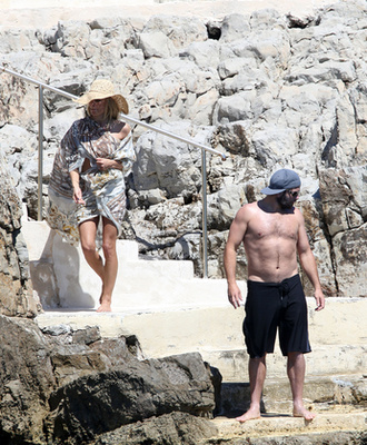Rick Salomon ma, 46 évesen Cannes-ban a tengerparton