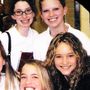 Jennifer Lawrence régen (jobbra lent)