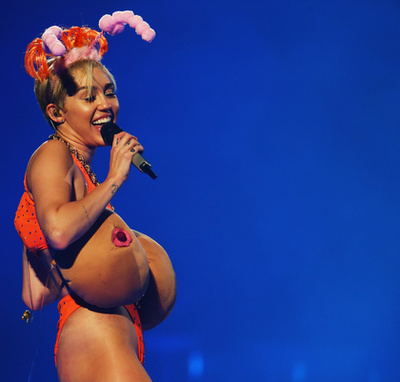 Miley Cyrus Sydneyben adott koncertet