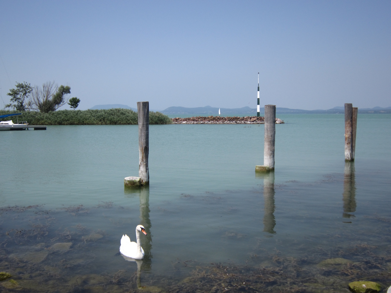 És van, aki a Dunáról tölt fel képet a Flickr-re  Lake Balaton címmel 