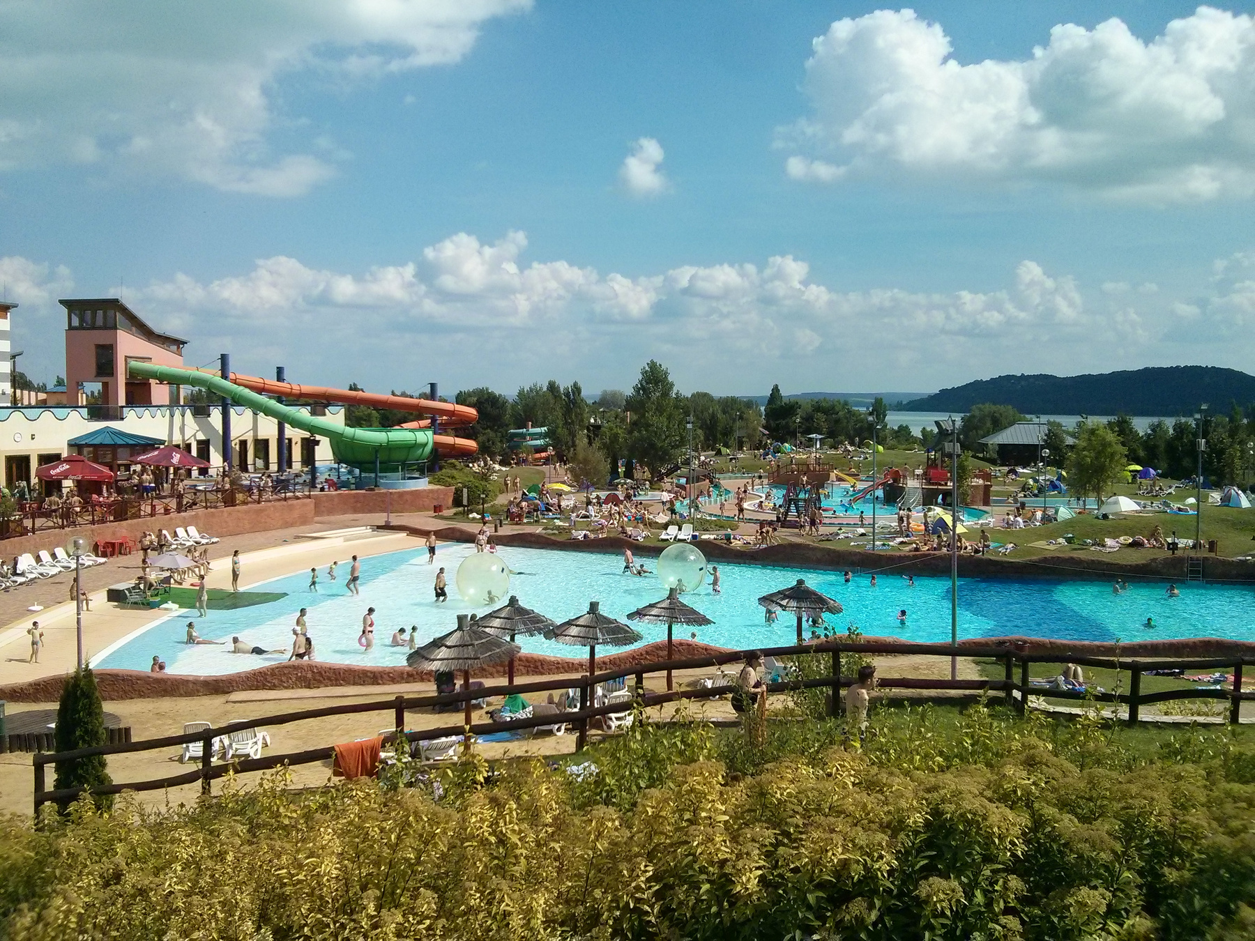 A balatonfüredi Aquapark egy jó hely.