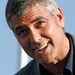 George Clooney biztosítást árult