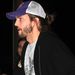 2012. január 5. Ashton Kutcher slamposan mászkál Hollywoodban