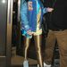 Jessie J énekesnő Londonban öltötte magára mindezt, mielőtt bowlingozni és pizzázni ment barátaival. A cíipő már önmagában rusnya, de aranyleggingsszel párosítva még nagyobbat üt. Minek?
