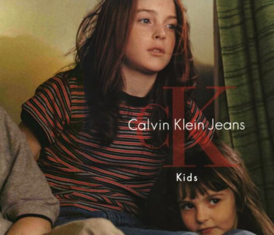 Még mindig Calvin Klein, talán már egy kicsit idősebben, depis tinit alakítva