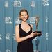 Lisa Kudrow 1998 őszén megkapta a legjobb női epizódszereplőnek járó Emmy-díjat Phoebe Buffay szerepéért. Ugyanezen év májusában megszületett fia Julian Murray férjétől, Michael Sterntől
