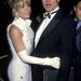 A 65. Oscar-díjátadó gálán Ted Turnert öleli.