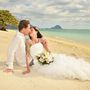 Esküvőjüket Mauritiuson tartották, ekkor már színesebb volt a válla.