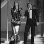 Ez az 1985-ös kép a korszak Európa-szerte népszerű olasz házaspárját ábrázolja, Al Banót és Romina Powert. Ekkor már második alkalommal szerepeltek az Eurovízión, ekkor hetedikek lettek, ugyanúgy, mint 1976-ban, amikor először szerepeltek. 
