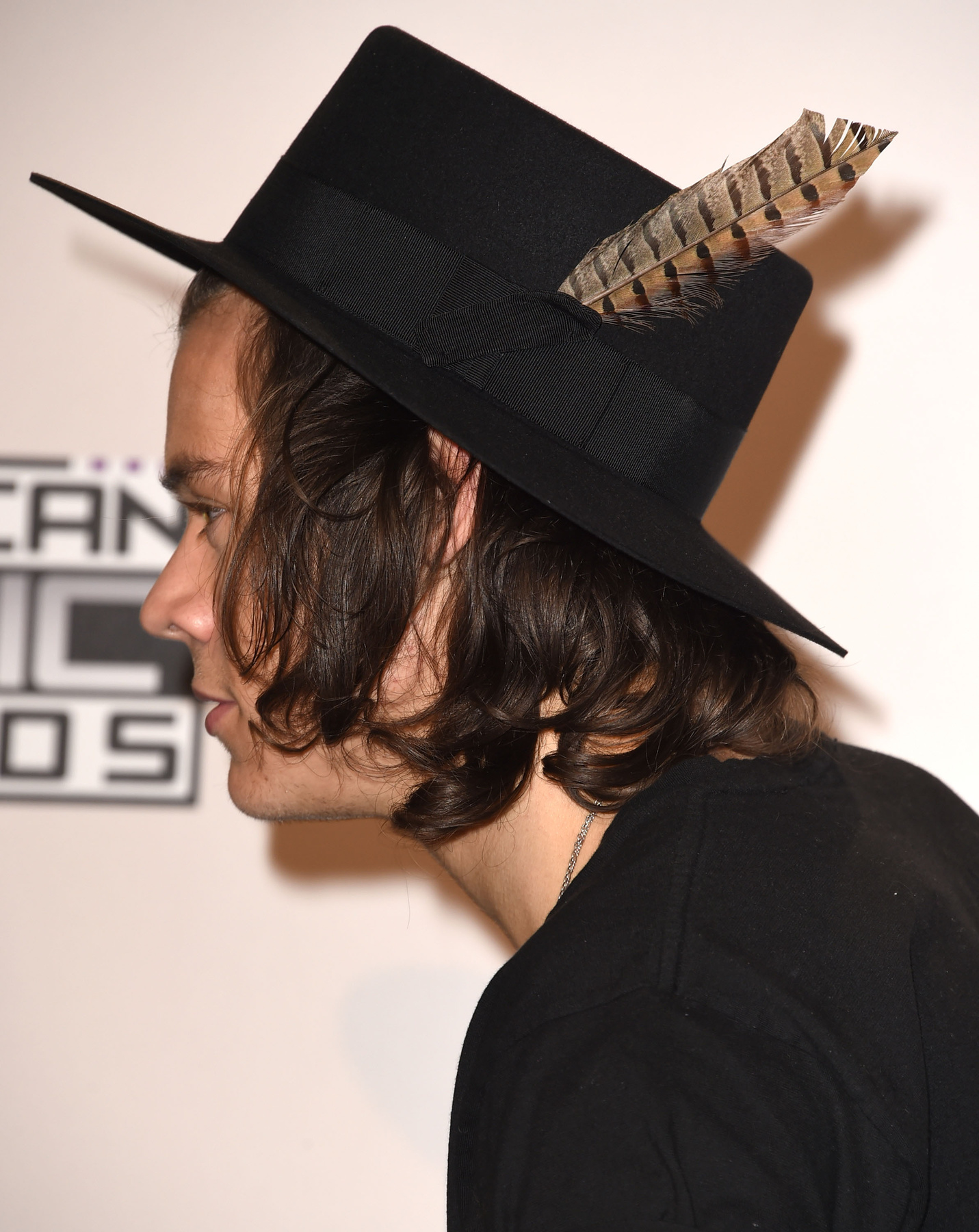 Harry Styles, a One Direction tagja kalapban