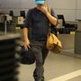Chris Martin éppen leszállt a repülőről Los Angelesben