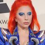 Hétfő este: Lady Gaga megérkezik a Grammy-kiosztóra