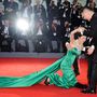 Jing Ke kínai színésznő az idei velencei filmfesztiválon nem tudott magabiztosan végigmenni a szőnyegen.
