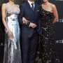 Tom Cruise a két nő között Madridban.