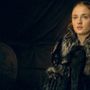 Sophie Turner Sansa Stark szerepét játssza a Trónok harca című sorozatban.