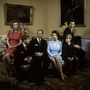 1972: négygyerekes család. Anna hercegnő, András herceg, Fülöp herceg, II. Erzsébet királynő, Eduárd herceg és Károly herceg.