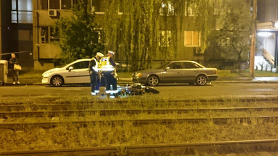 Motoros ütközött kisteherautóval a Fehérvári úton.