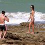 Alessandra Ambrosio és Kevin Mazur! Csak ők ketten romantikáznak a strandon