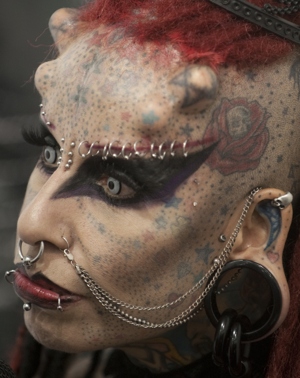 Maria Jose Cristerna, a Vampire Womanként (Vámpírnő) emlegetett tetoválóművész, mellesleg ügyvéd