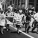 A Gay Alliance Association alapításának 13. évfordulóján, 1983-ban melegek szülei is felvonultak a városban.