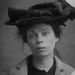 A kép 1910-ben készült az akkor 28 éves Annie Cerney-ről, akit azért tartóztattak le, mert részegen randalírozott az utcán.