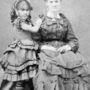 Annie Jones az 1880-as évek vezető szakállas nője volt, aki gyermekkorától viselte büszkén arcszőrzetét. Azért ennél többre vágyott, sokat tanult, elismert zenész lett, és kifejezetten vagyonos nőként halt meg.